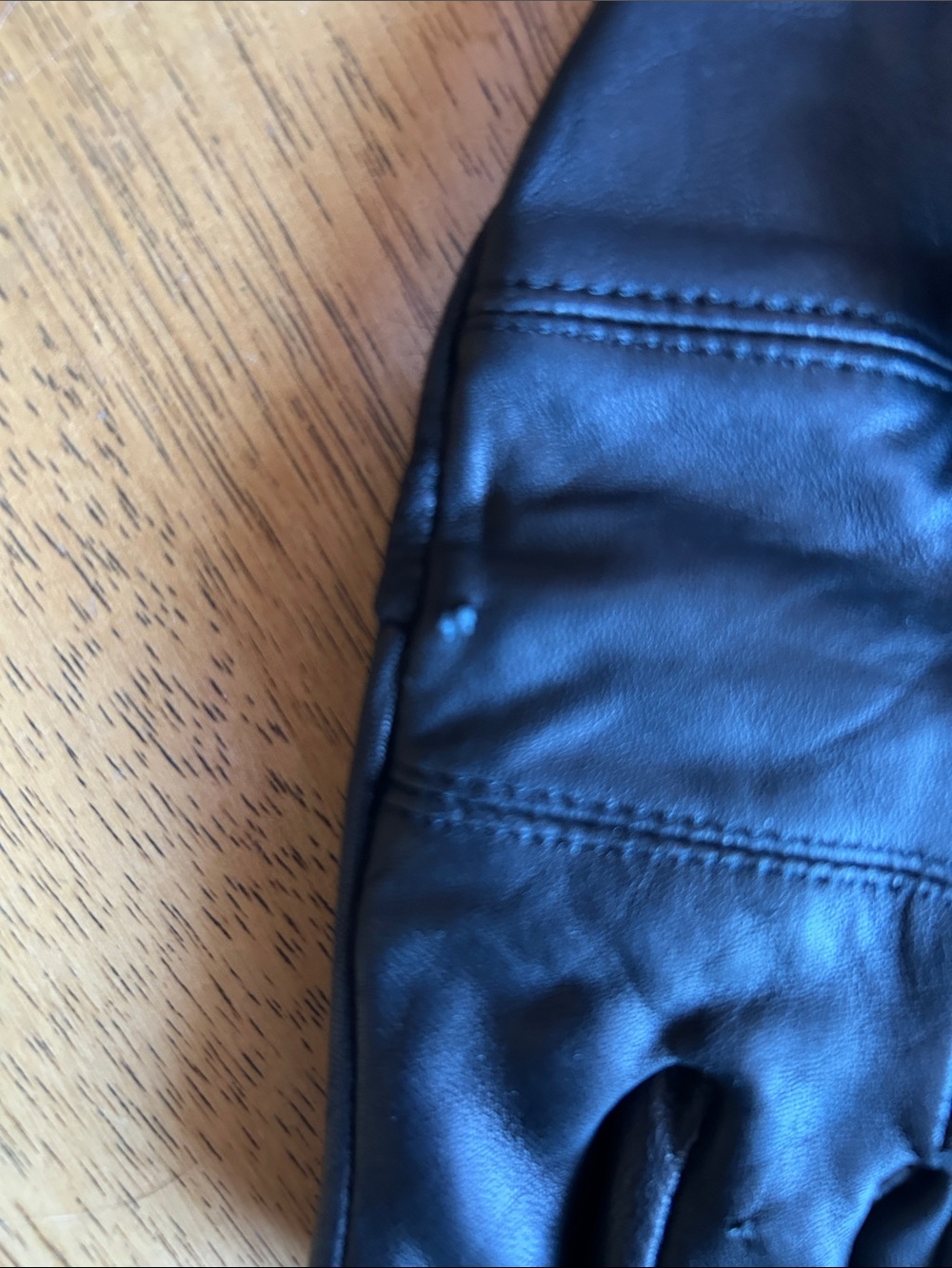 3M Thinsulate Black Winter Gloves Insulated and Durable - Picture 4 of 5